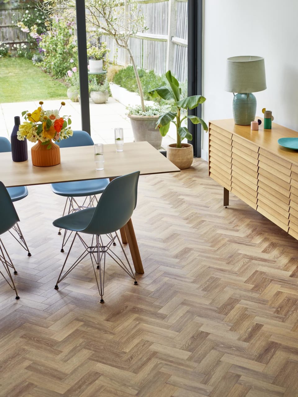 Mulled Oak: Commercial LVT Flooring from the Amtico Spacia Collection